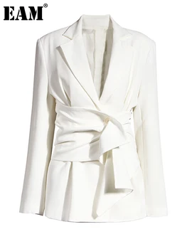[EAM] Blazer Ukuran Besar Tidak Beraturan Berlekuk Sabuk Putih Wanita Jaket Lengan Panjang Kerah Baru Mode Musim Semi Musim Gugur 2023 1X343
