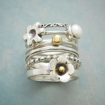 6 buah / set Cincin Boho Warna Perak Antik untuk Wanita Cincin Sambungan Jari Multilayer Bertatahkan Bunga Ukir Perhiasan Hadiah Persahabatan