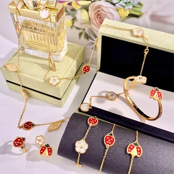 Kualitas Tinggi Ladybug dan Bunga Warna Emas Shell Kalung Anting-Anting Gelang Perhiasan Set untuk Wanita LS001